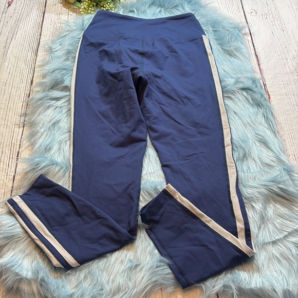 Year Of Ours 7/8 Sport Legging Navy White sz S - Picture 8 of 8